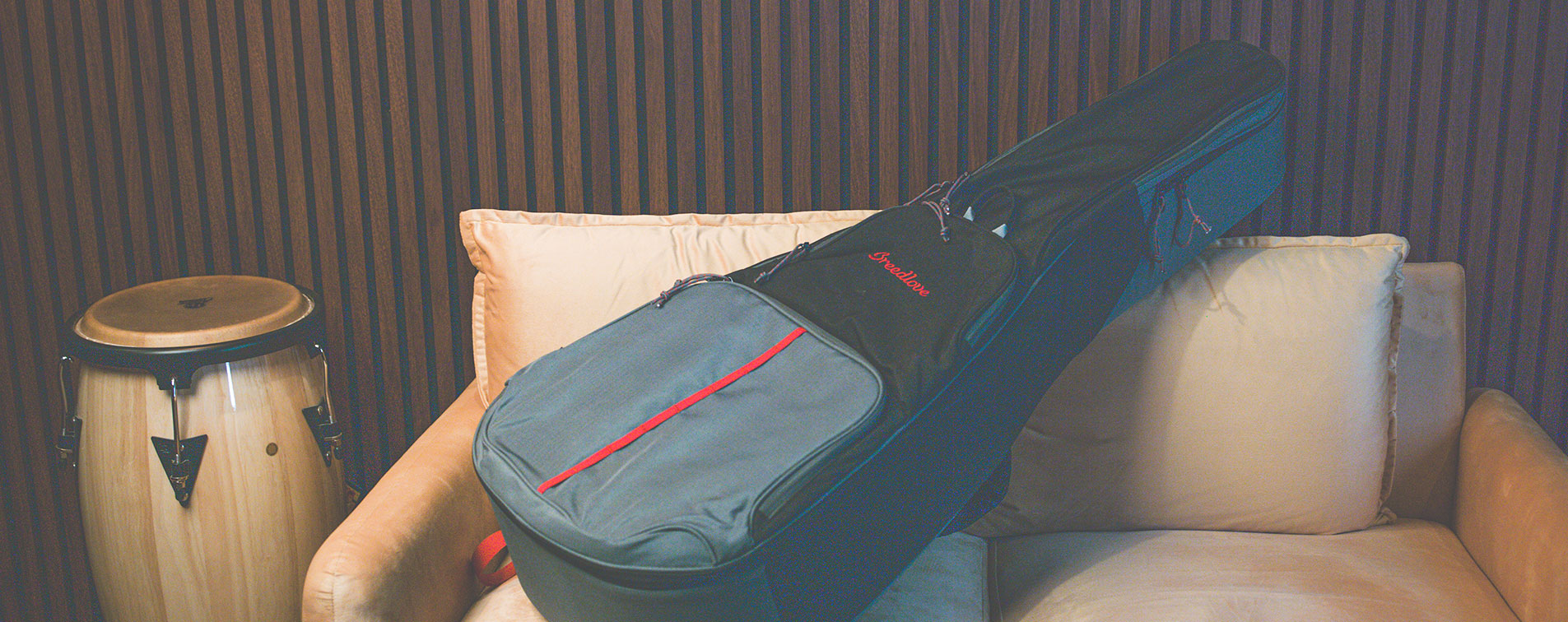 BREEDLOVE Deluxe Gigbag Parlor Body Size